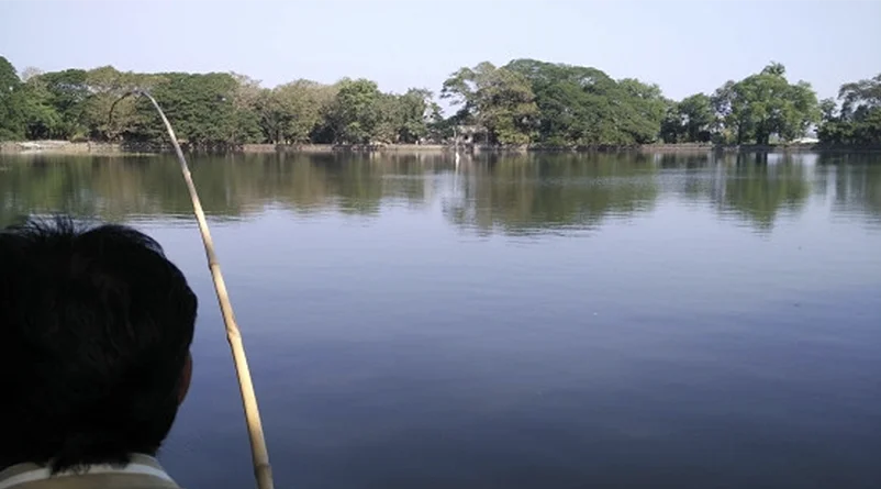 Dhokawade Lake near villa