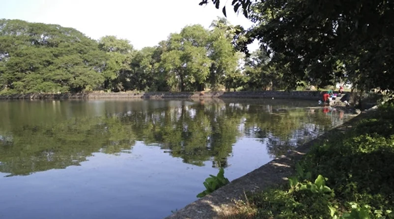 Dhokawade Lake near villa