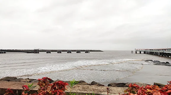 Mandwa Beach near villa